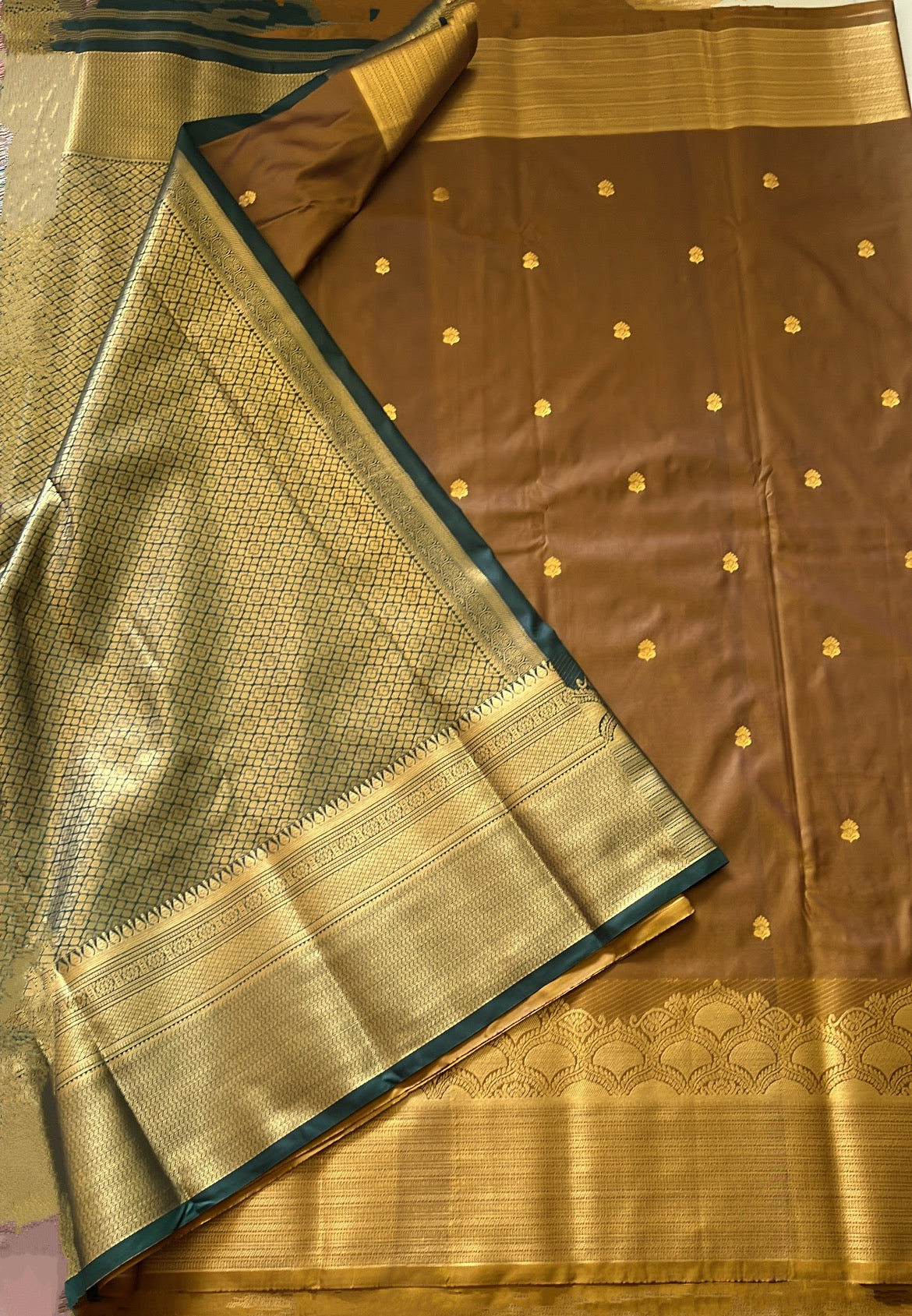 Traditional Semi Silk Saree with Contrast Border & Pallu