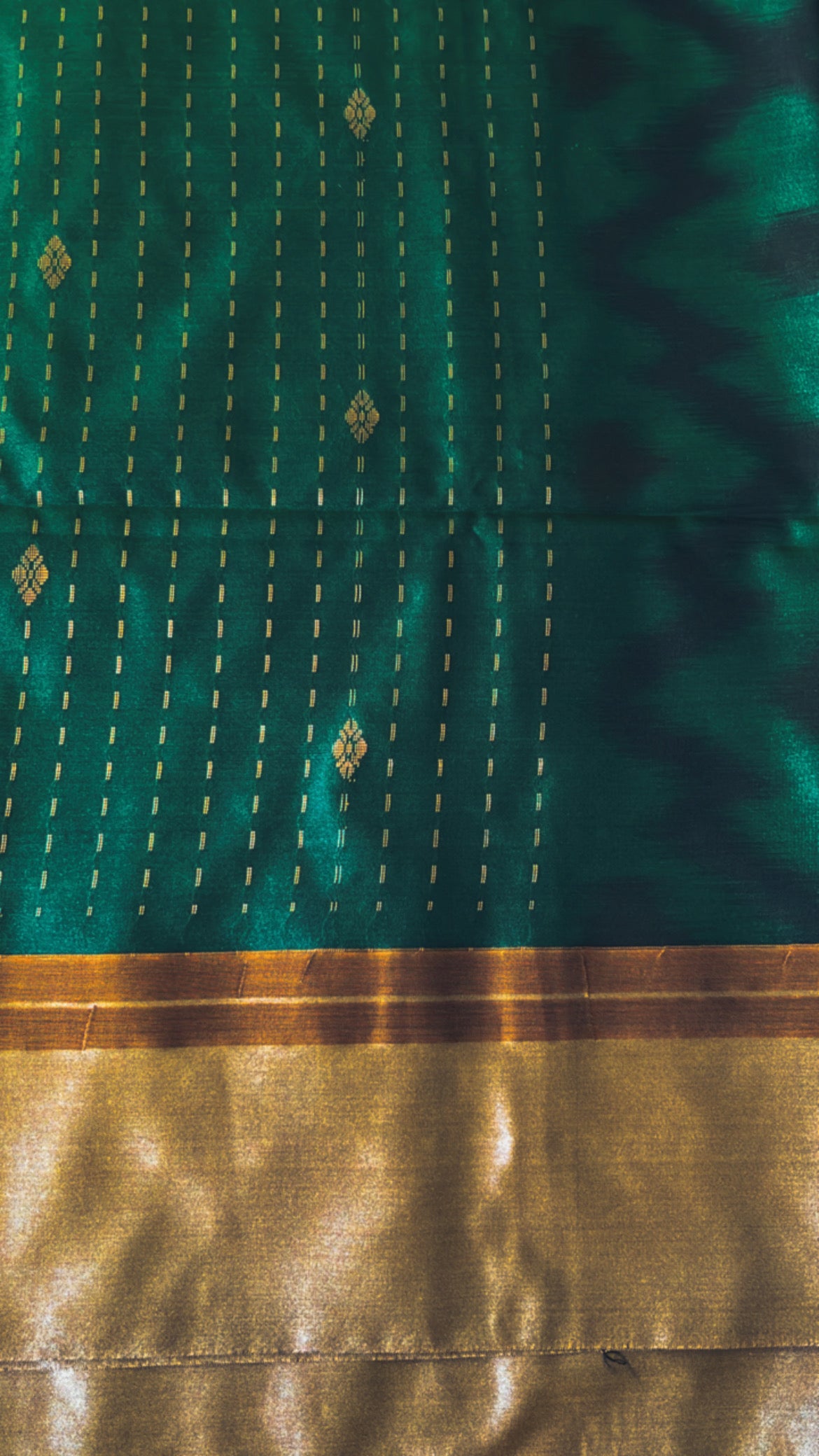 Traditional Semi Silk Saree with Contrast Border & Pallu