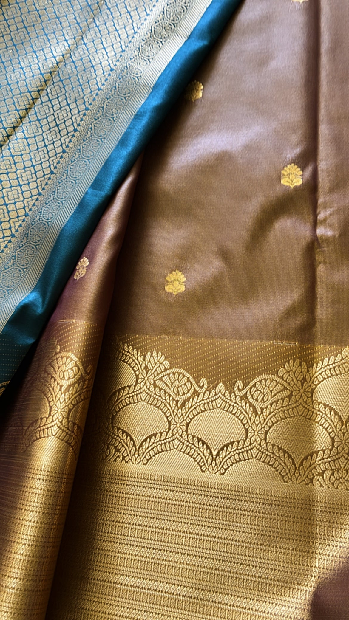 Traditional Semi Silk Saree with Contrast Border & Pallu