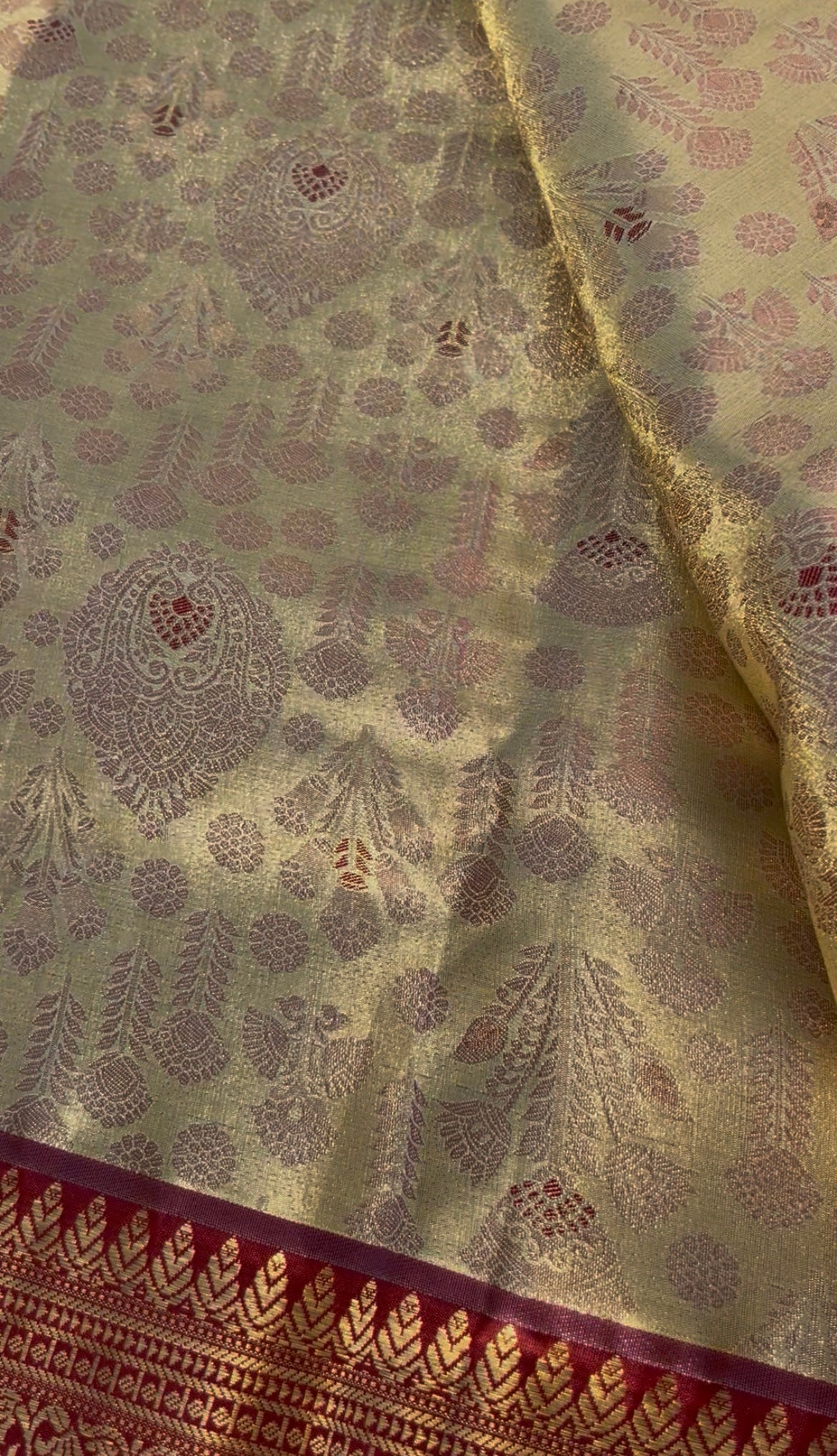 MAANGAI MARAGATHAM - KANCHIPURAM SILK SAREE