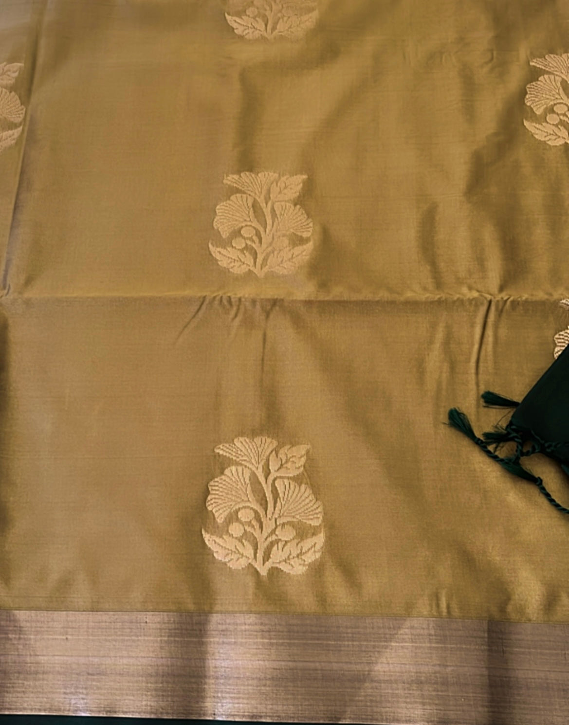 Traditional Semi Silk Saree with Contrast Border & Pallu