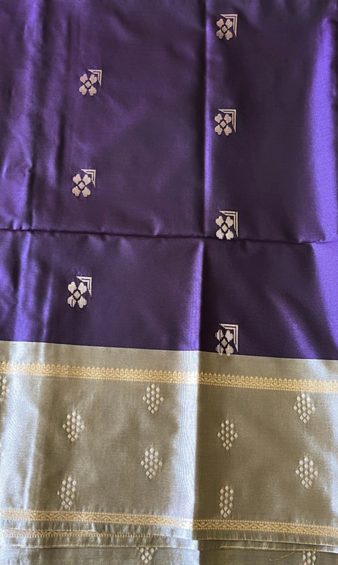 Traditional Semi Silk Saree with Contrast Border & Pallu